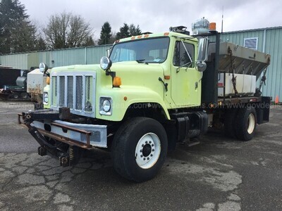  2002 International 2574 