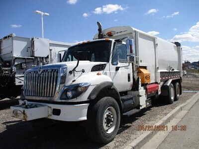 2008 International 7400 Garbage Packer