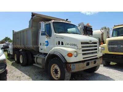 2005 Sterling LT7500, dump truck