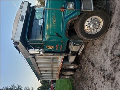 2001 VOLVO AUTOCAR $60,000