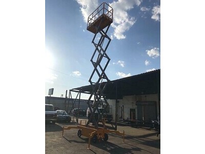 31 FEET MAX SCISSOR LIFT