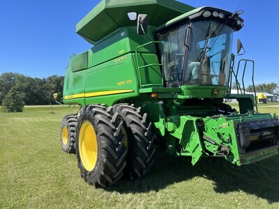 2009 John Deere 9870 PRWD Combine 