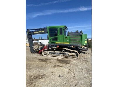 2017 John Deere 2154G Track Harvester 