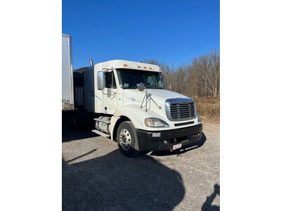 2012 Freightliner Columbia