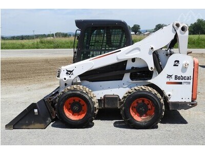 2014 Bobcat S770 -  $ 19400