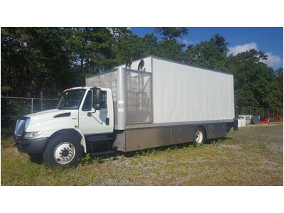 2011 International 4300 Vacuum Truck