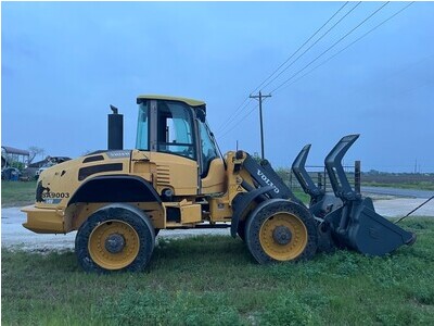 2010 Volvo L45F Loader