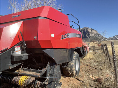 2006 Case IH LBX332 Baler
