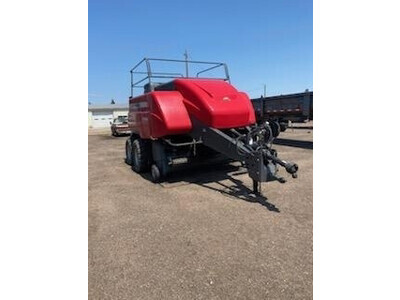 2021 MF 2270 Large Rectangle Baler