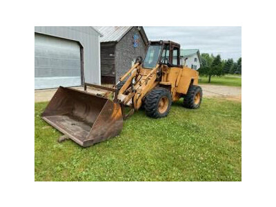 Case W-11 Wheel Loader