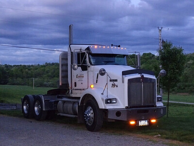  2005 Kenworth T800 Truck