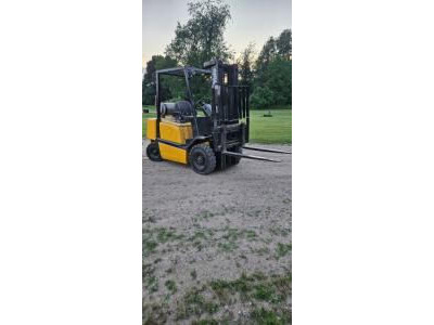 2000 Yale Forklift