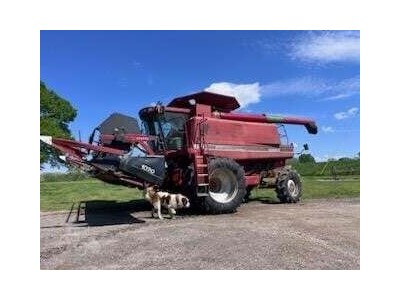 2005 Case IH 2388 Combine 