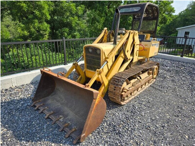 John Deere 350B Crawler Loader