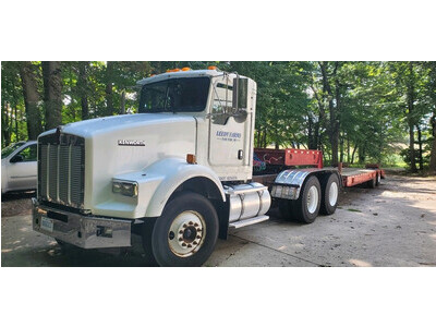 2005 Kenworth T800 Semi-Tractor