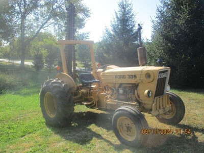 Ford 335 Trencher Tractor