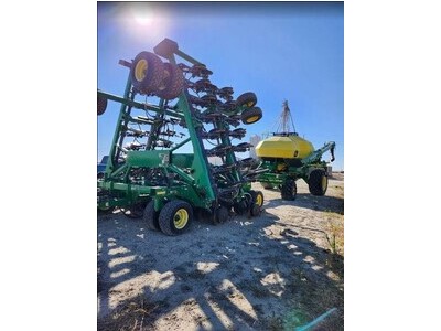 JD 1890 Air Seeder+1910 Grain Cart