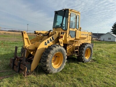John Deere 444E Wheel Loader