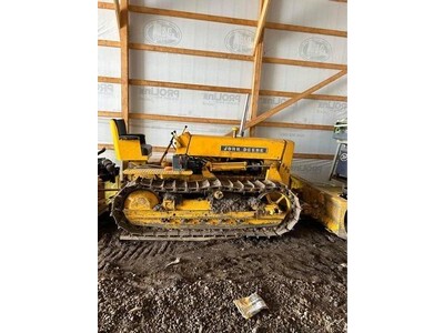 John Deere 440 Dozer