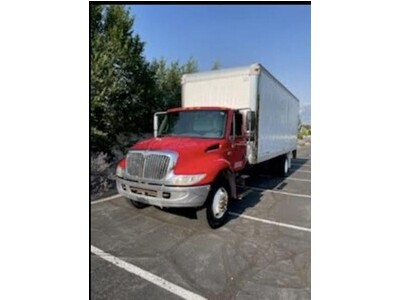 2004 International Durastar 4400 Truck