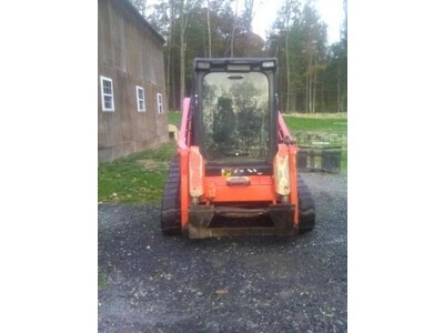 Kubota SVL 75-2 Skid Steer Loader