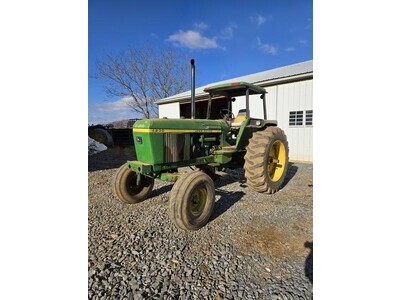 John Deere 4230 Tractor