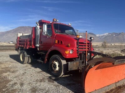 2002 Sterling L7500 Snow Plow/Salt/Dump 