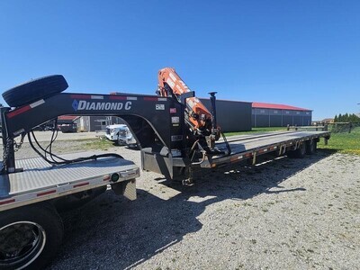 2019 Diamond Trailer w/ Atlas 57N Crane