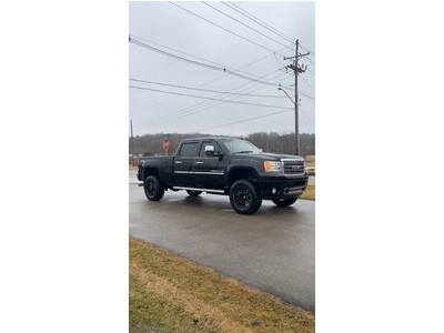 2012 GMC Sierra 2500HD Denali Pickup
