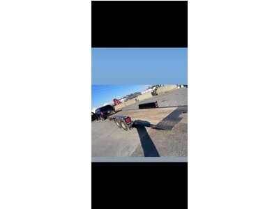 2020 Towmaster drop trailer $11,000