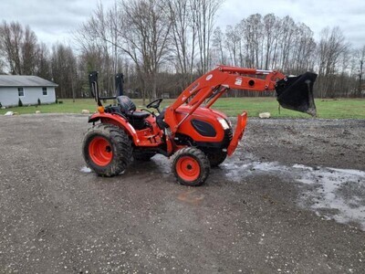 Kioti 2610 Tractor