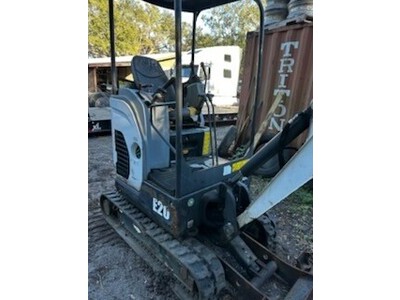 2016 Bobcat E20 Compact Excavator w/ 20