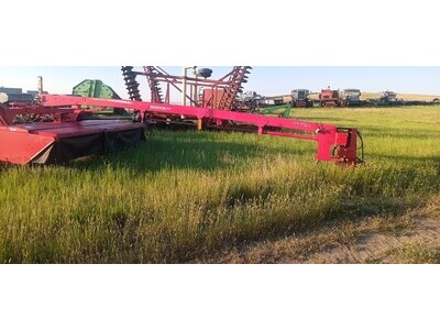 2014 Massey Ferguson 1375