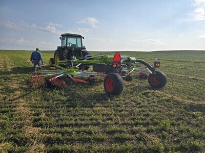 Claas 2800 Twin Rotor Rake 
