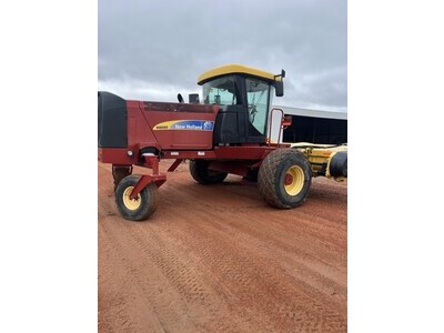 2013 New Holland H8080 Sprayer