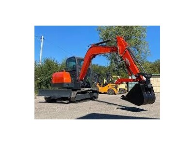 Yanmar Diesel 12000 Lbs 61.5 excavator