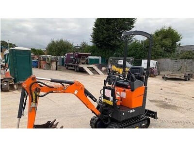 Bobcat E10  Mini Excavator    $15,530.00