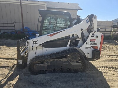 2018 Bobcat T595 Compact Track Loader
