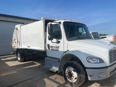 2021 Freightliner MS 106 Heil 11yd Rear 