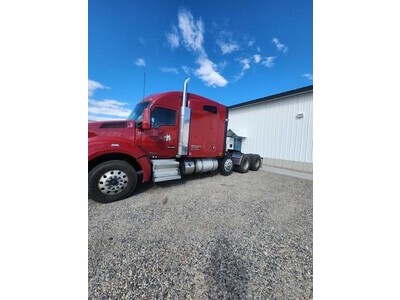 2018 Kenworth T880 Semi-Tractor