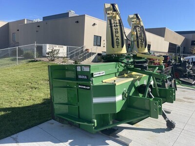 2019 Snowblast 8600A Snow Blower