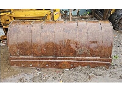 Bucket caterpillar 322