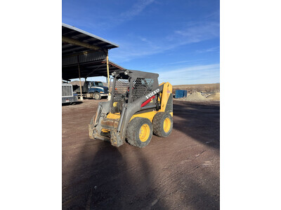 2004 Volvo MC110B Skid Loader