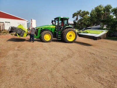 2021 John Deere 8R 370 Tractor