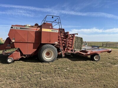1998 Hesston 4910 4x4 Large Square Baler