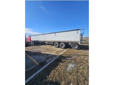 2013 Wilson Hopper Trailer