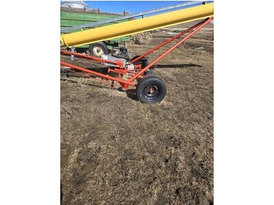 Westfield WR 60-36 Grain Auger 