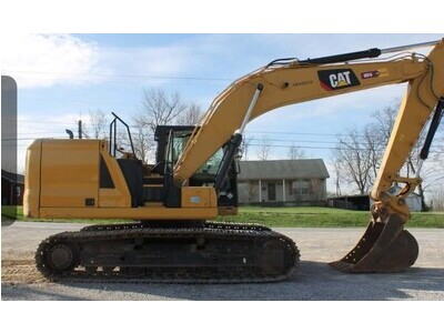 2018 CAT 320