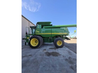 (2) 2011 John Deere 9770 Combine 
