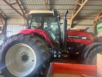 Versatile 280 Tractor